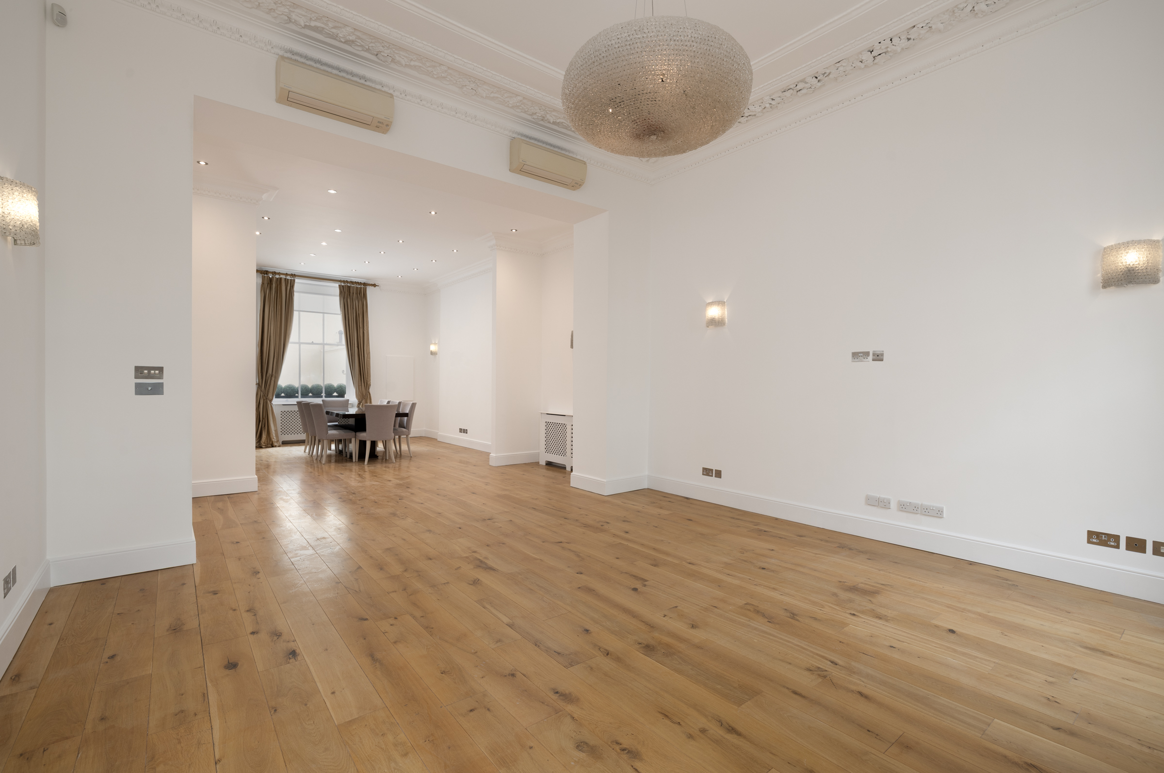  A Grand Garden Apartment on Eaton Place - 物件實景