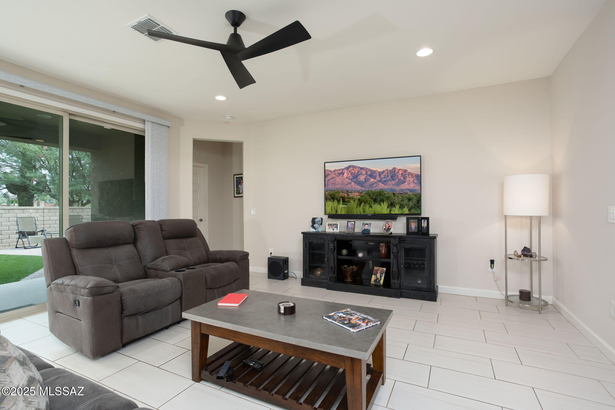 Oro Valley, Arizona, 85742, United States, 3 Bedrooms Bedrooms, ,3 BathroomsBathrooms,Residential,For Sale,1919699