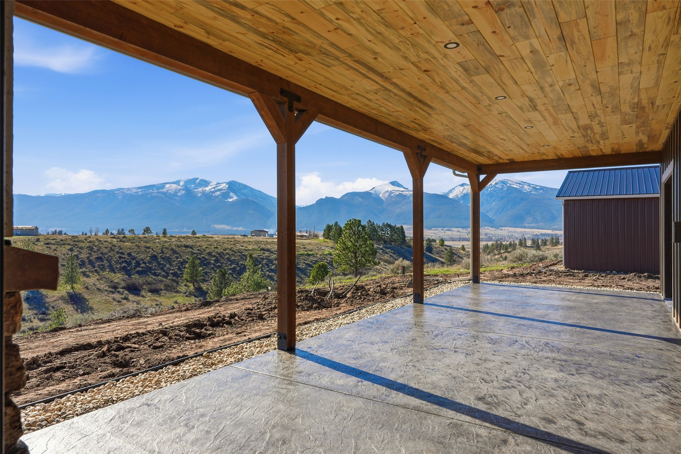  475 Ashleigh Lane - 物件實景