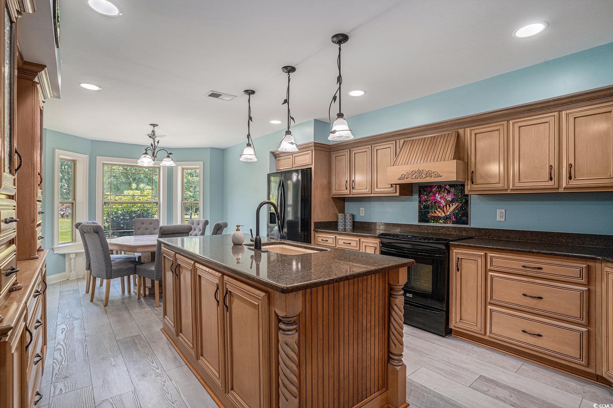 Conway, South Carolina, 29527, United States, 5 Bedrooms Bedrooms, ,4 BathroomsBathrooms,Residential,For Sale,1899345