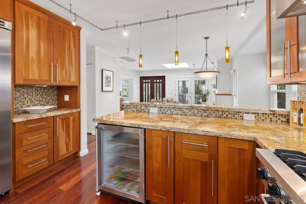 San Diego, California, 92116, United States, 3 Bedrooms Bedrooms, ,3 BathroomsBathrooms,Residential,For Sale,1895813