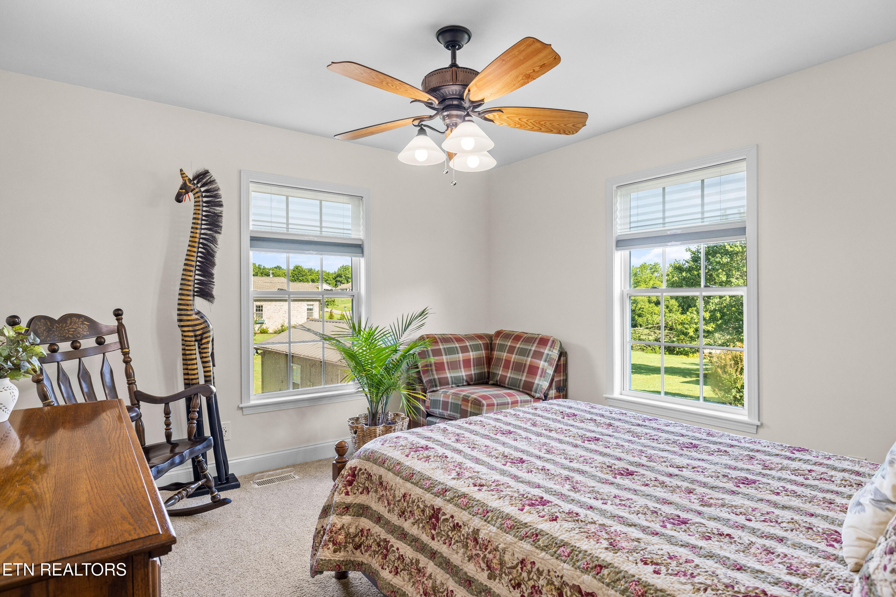 Walland, Tennessee, 37886, United States, 3 Bedrooms Bedrooms, ,2 BathroomsBathrooms,Residential,For Sale,1930662