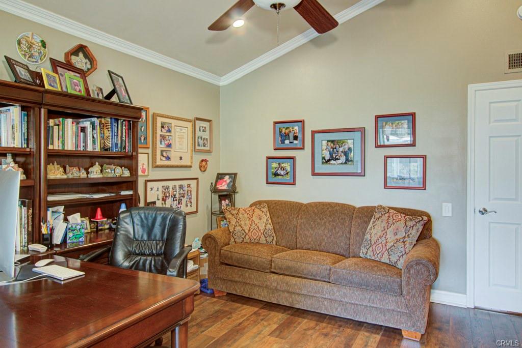 Laguna Woods, California, 92637, United States, 2 Bedrooms Bedrooms, ,Residential,For Sale,1880064