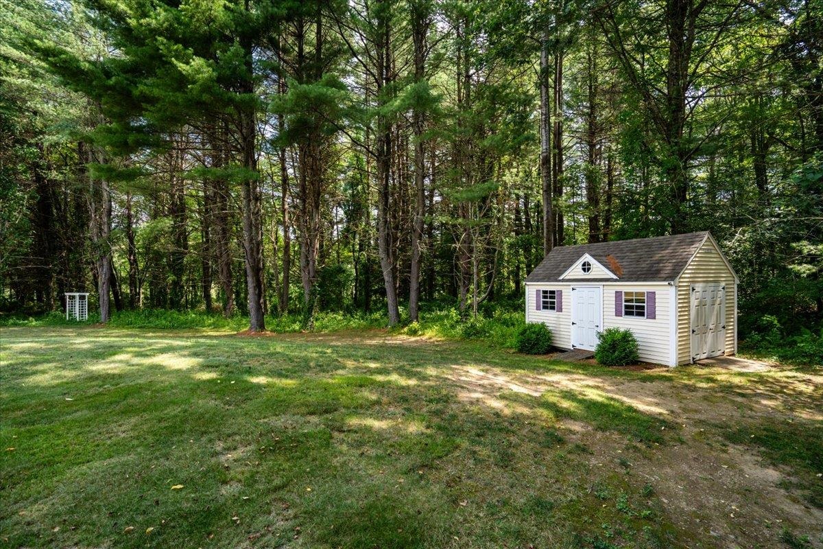 Bedford, New Hampshire, 03110, United States, 4 Bedrooms Bedrooms, ,3 BathroomsBathrooms,Residential,For Sale,1940392