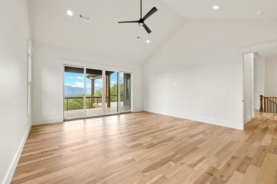 Blairsville, Georgia, 30512, United States, 4 Bedrooms Bedrooms, ,6 BathroomsBathrooms,Residential,For Sale,1940462
