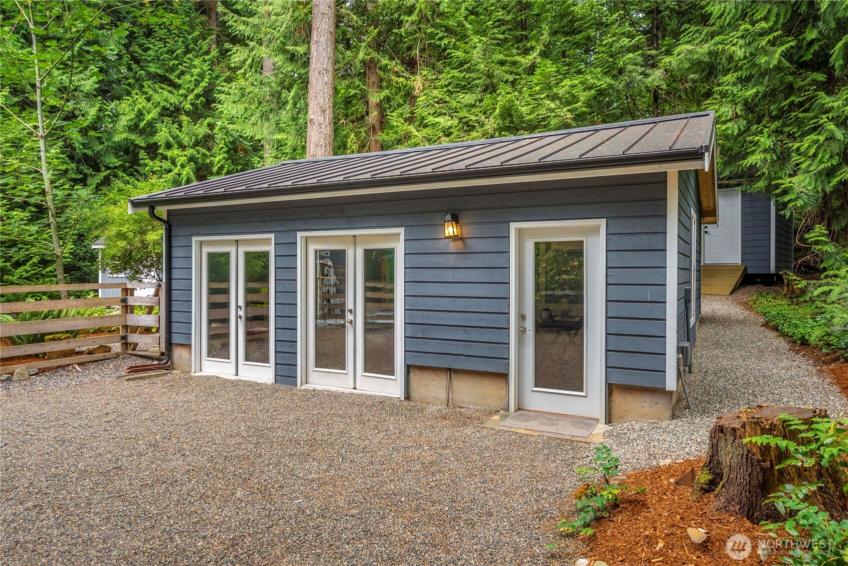 Bainbridge Island, Washington, 98110, United States, 3 Bedrooms Bedrooms, ,1 BathroomBathrooms,Residential,For Sale,1890682