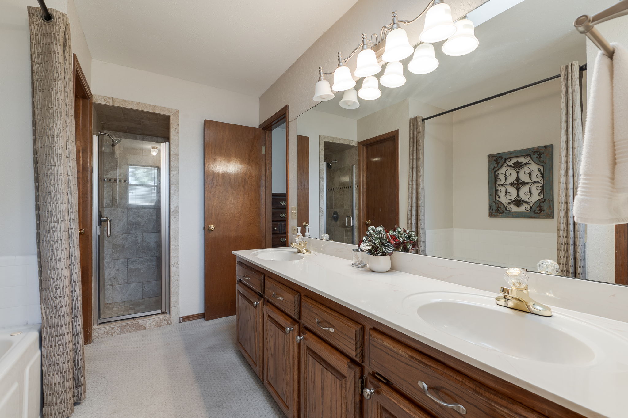  10021 Dover Drive, Yukon, OK 73099 - 物件實景