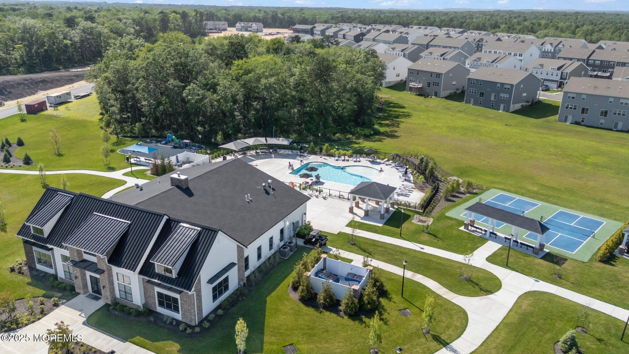 Jackson, New Jersey, 08527, United States, 3 Bedrooms Bedrooms, ,4 BathroomsBathrooms,Residential,For Sale,1979150