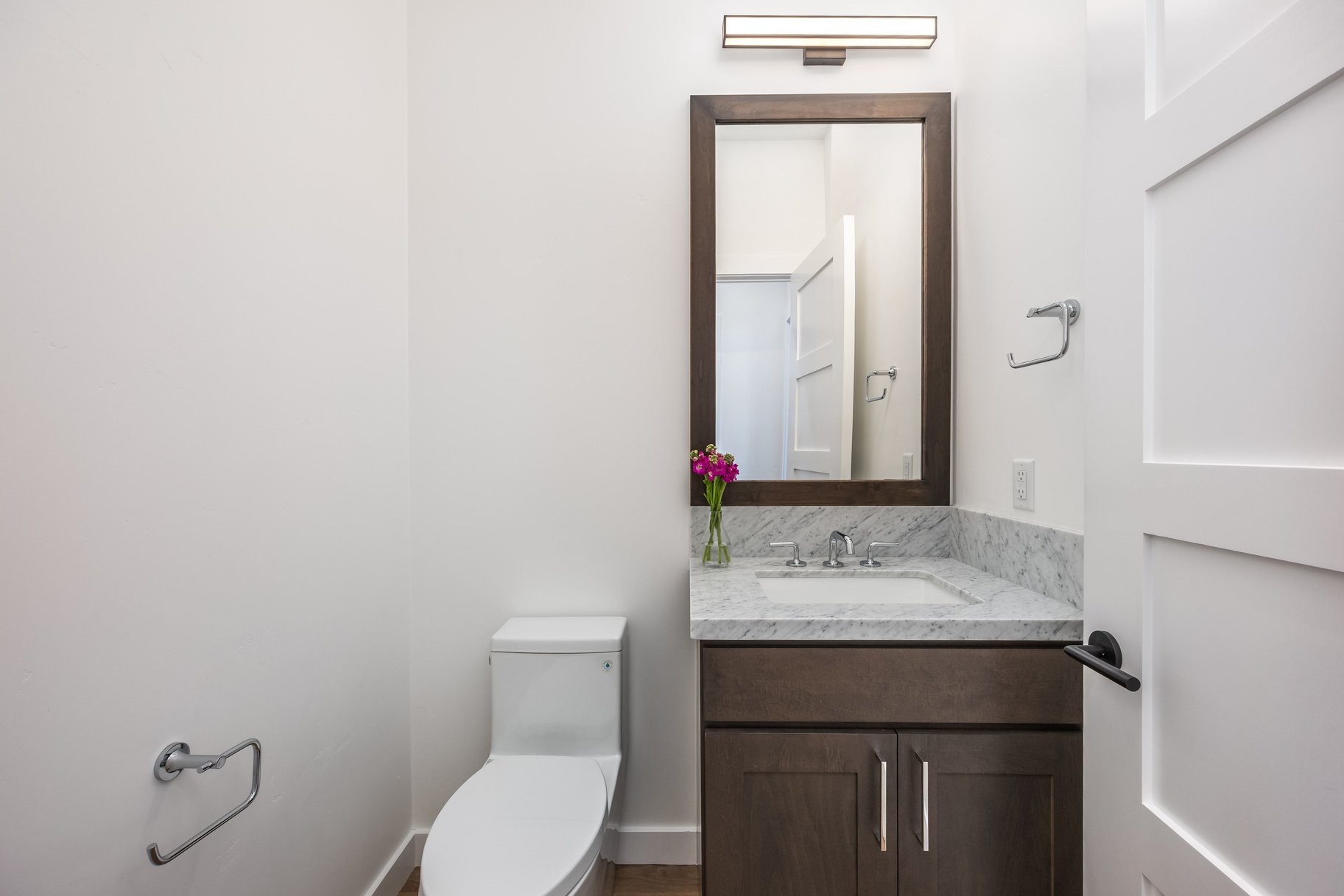  Modern Red Ledges home with Full Golf Membership Available - Fully Furnished - 物件實景