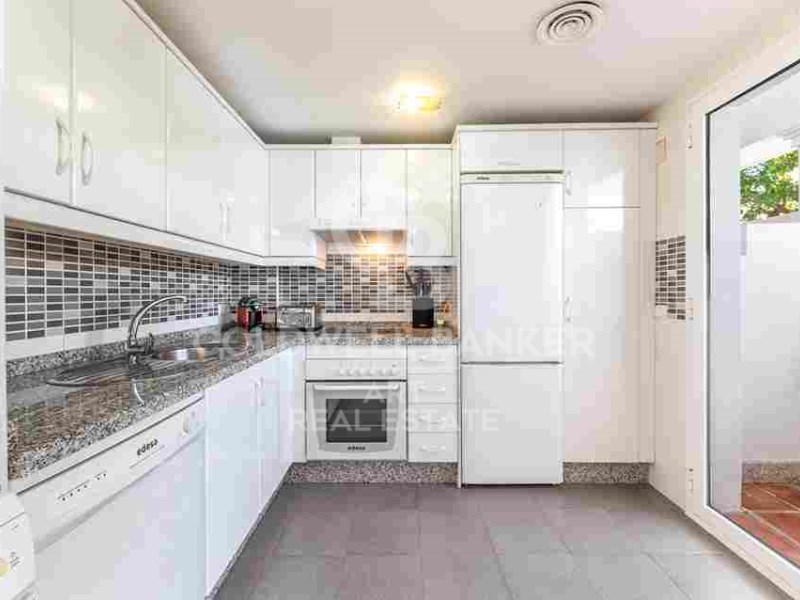 Marbella, Andalusia, ES, 3 Bedrooms Bedrooms, ,3 BathroomsBathrooms,Residential,For Sale,1767778