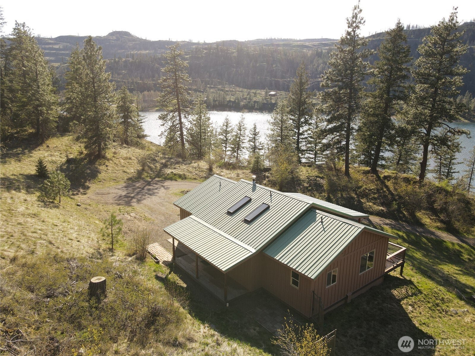 Oroville, Washington, 98844, United States, 2 Bedrooms Bedrooms, ,Residential,For Sale,2001782