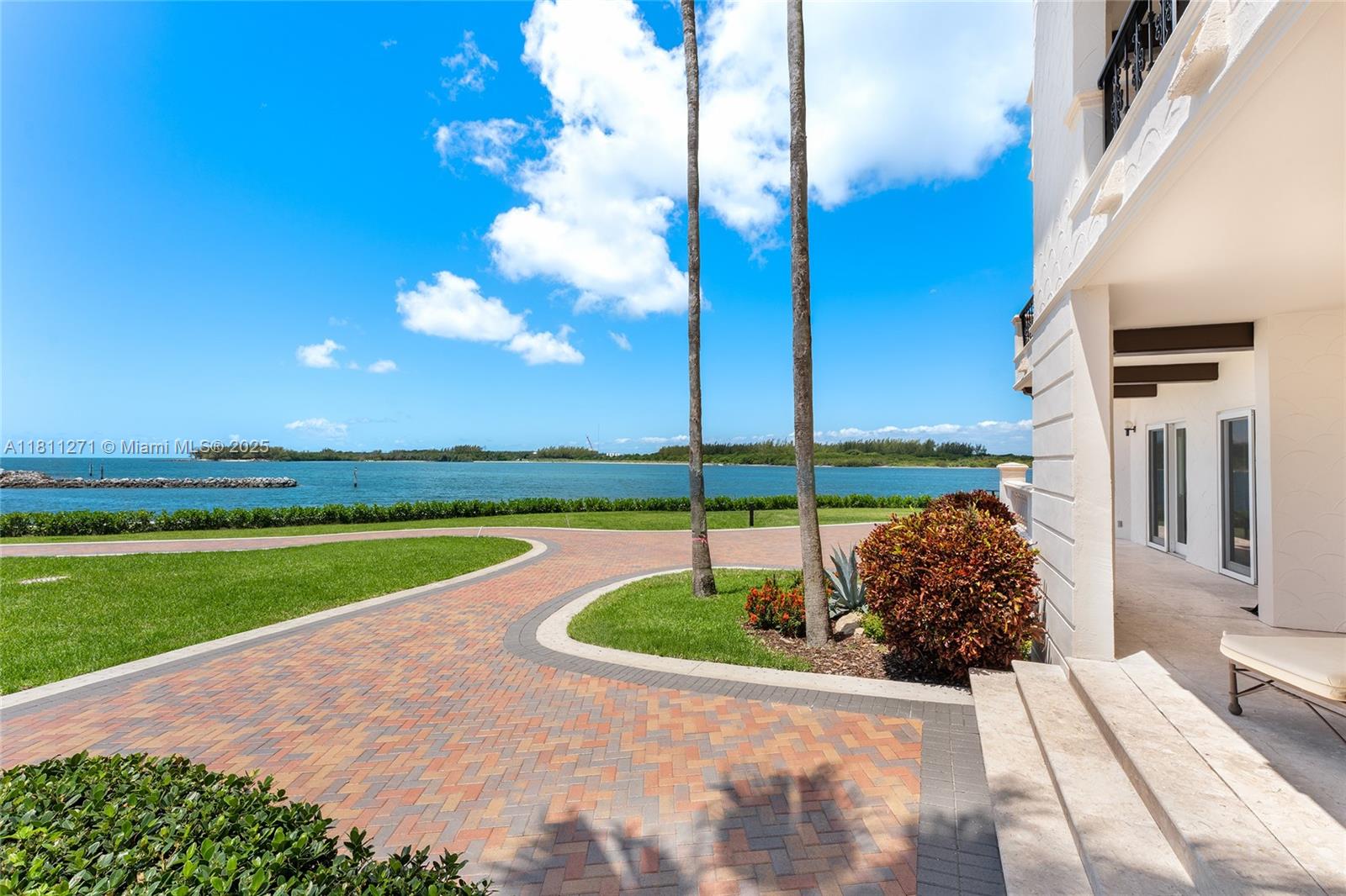 Miami Beach, Florida, 33109, United States, 4 Bedrooms Bedrooms, ,4 BathroomsBathrooms,Residential,For Sale,1837021