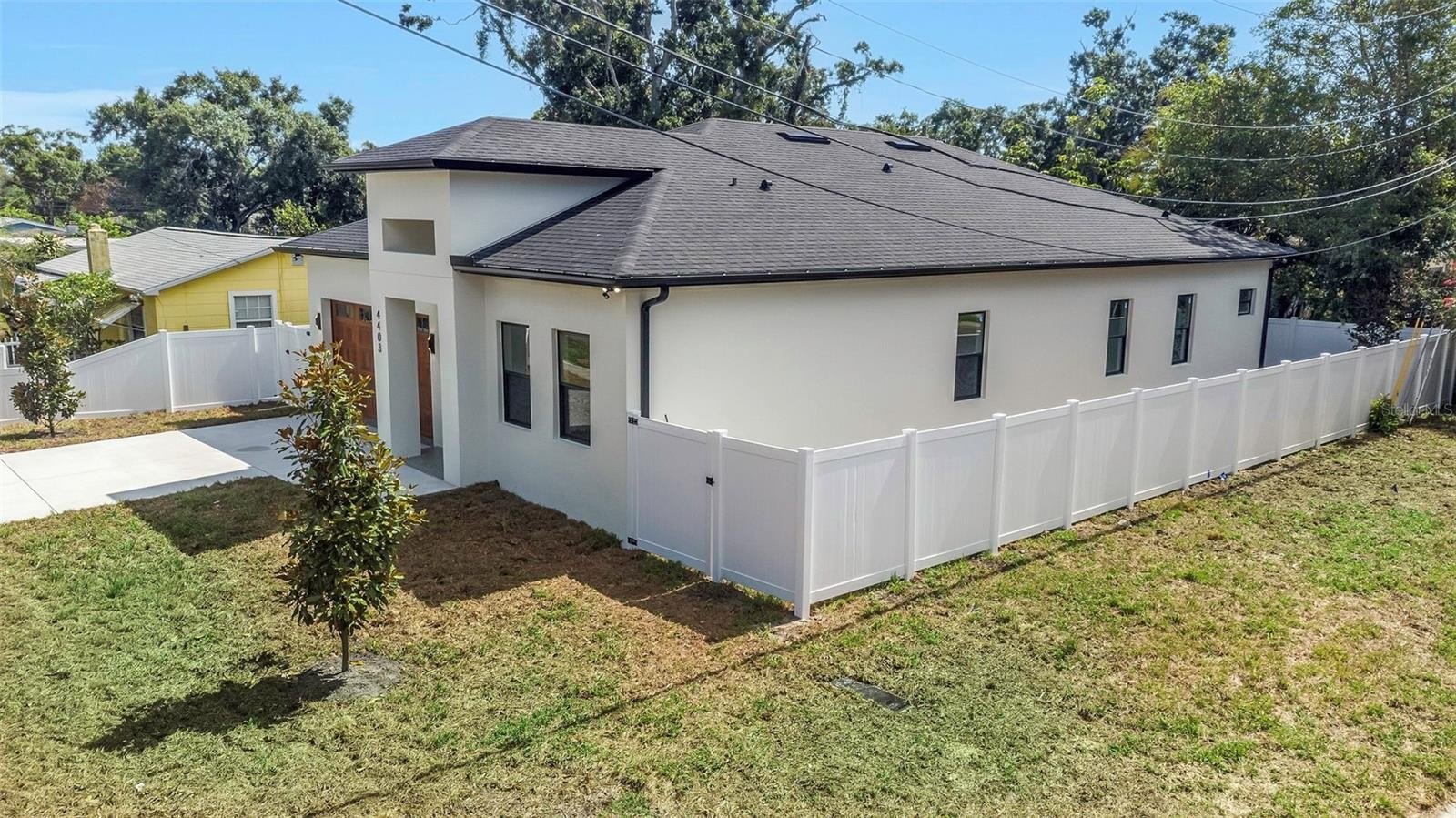 ST PETERSBURG, Florida, 33714, United States, 4 Bedrooms Bedrooms, ,3 BathroomsBathrooms,Residential,For Sale,2022051