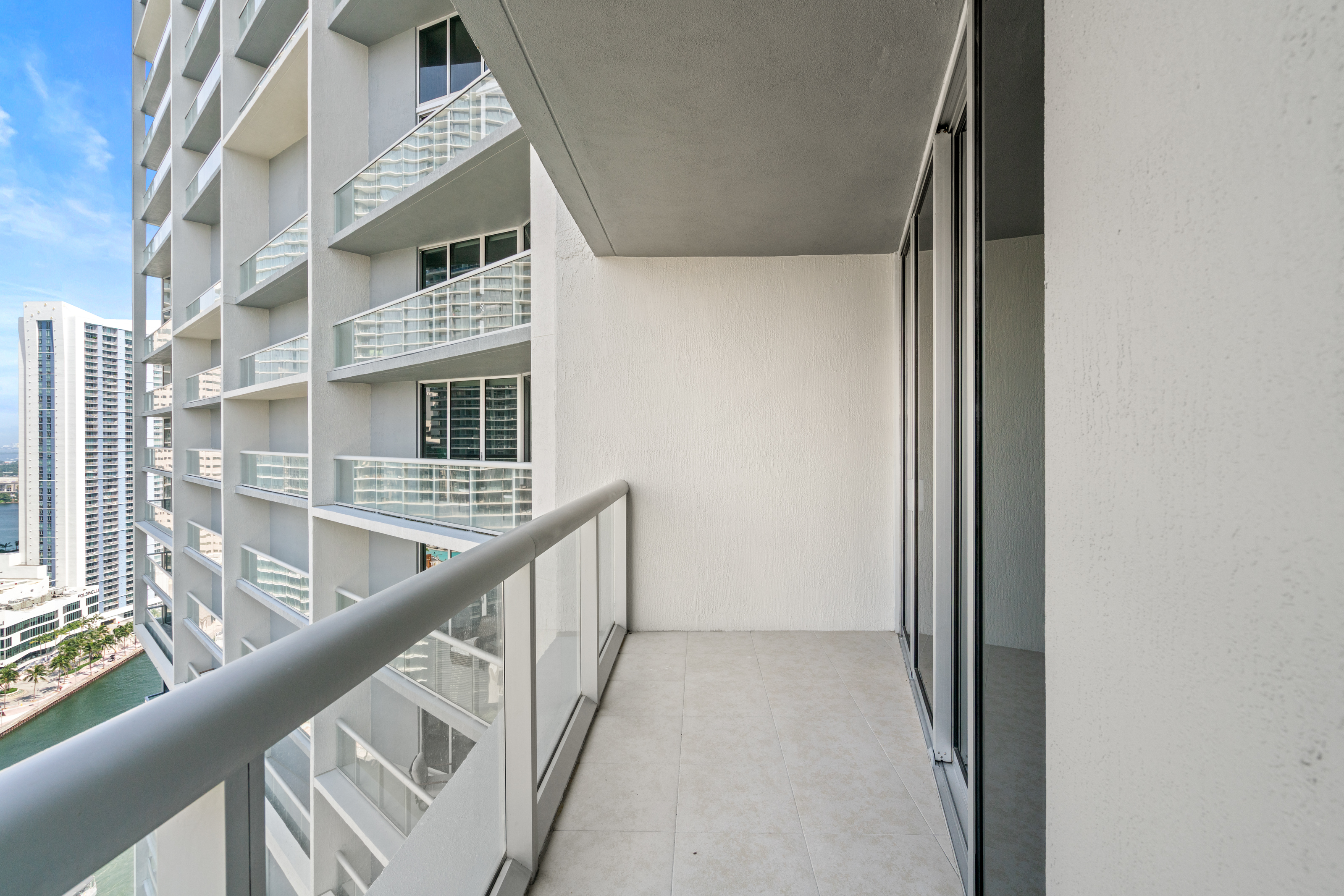  475 Brickell Ave, Miami, FL, 33131 - 物件實景