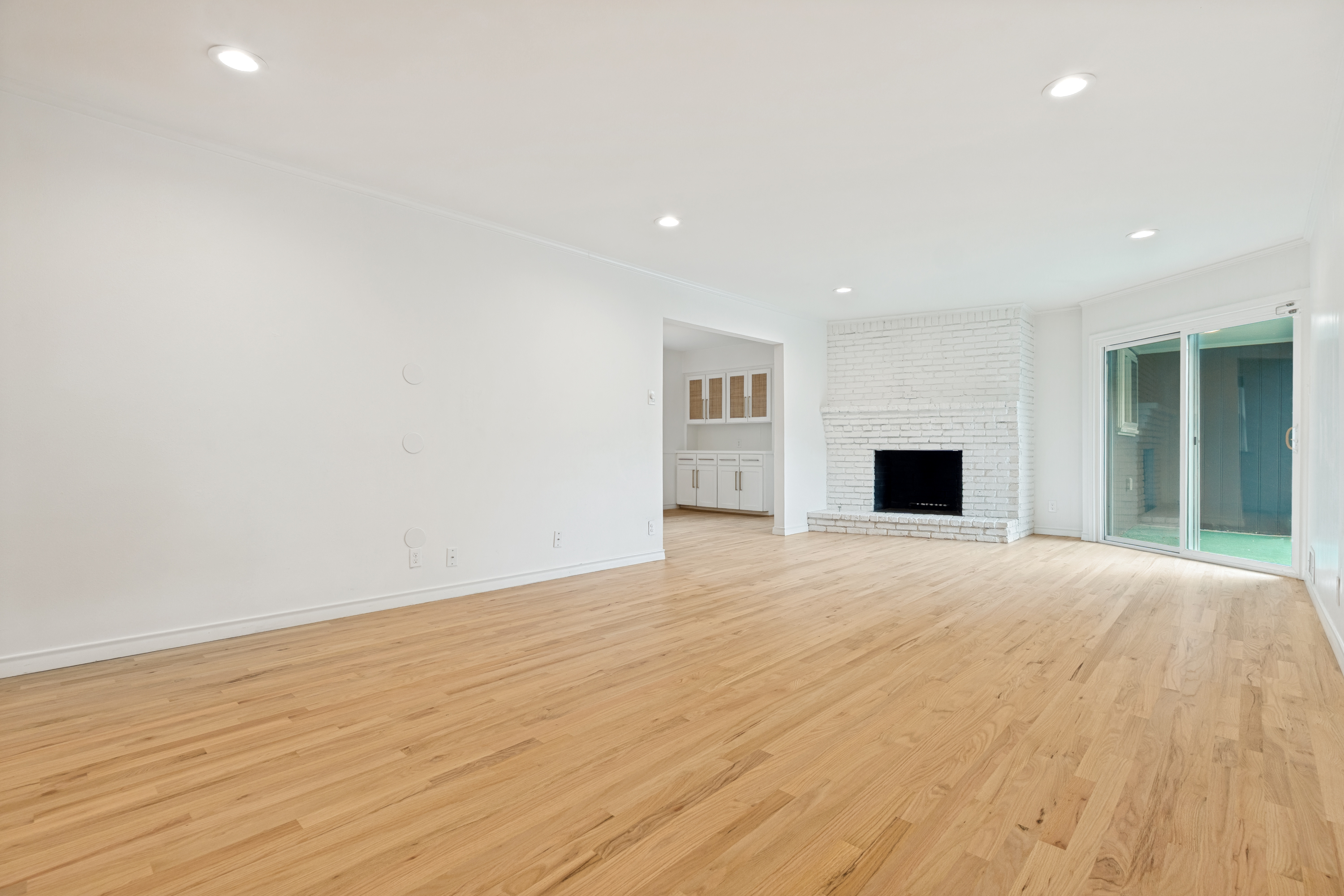  Beautifully Updated One-Story on Oversized Lot in Merriman Manor - 物件實景