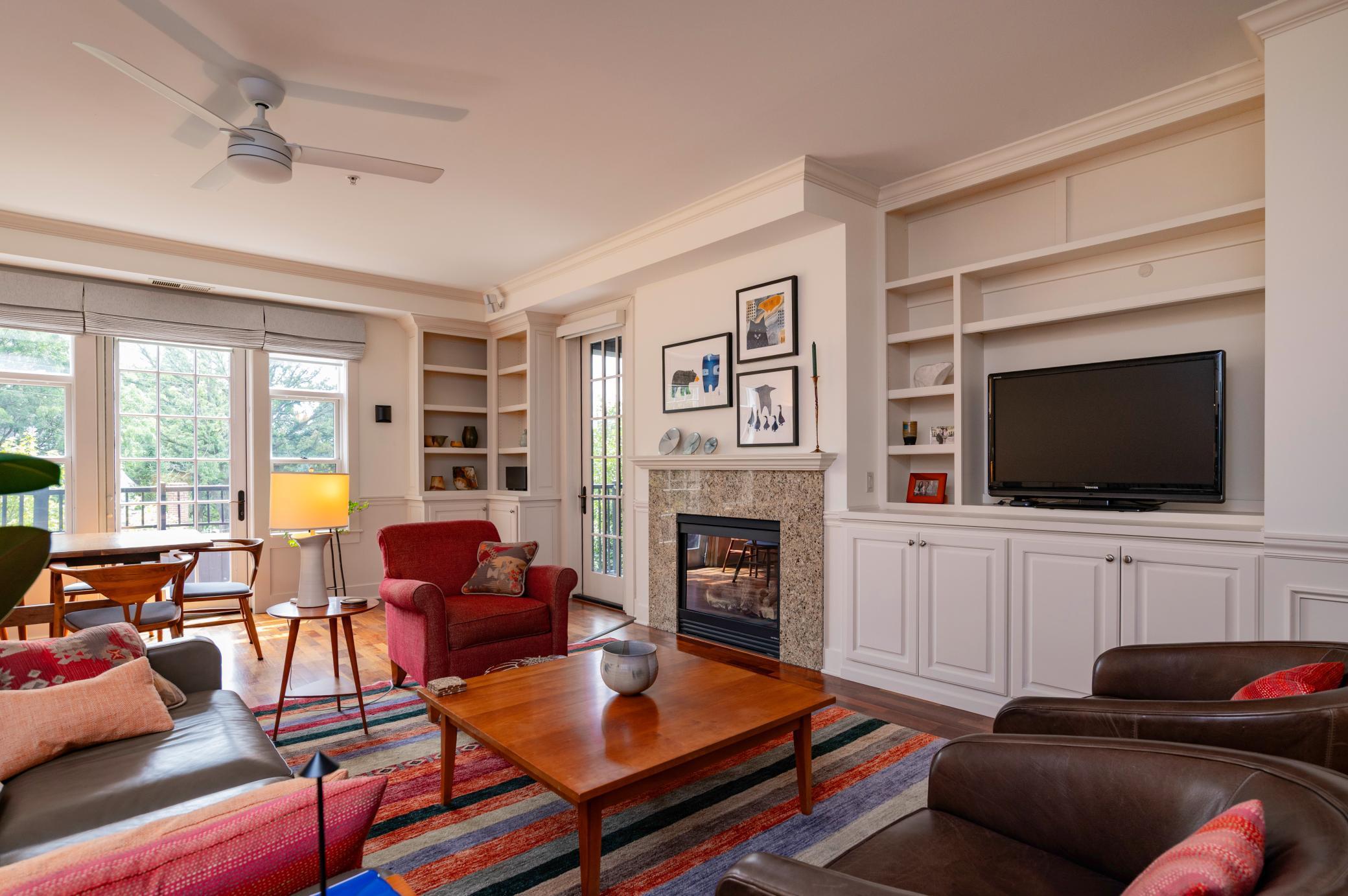 Saint Paul, Minnesota, 55102, United States, 2 Bedrooms Bedrooms, ,2 BathroomsBathrooms,Residential,For Sale,1919474