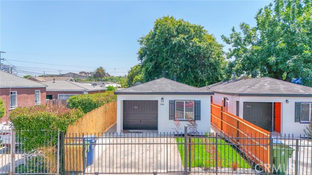 Los Angeles, California, 90059, United States, 2 Bedrooms Bedrooms, ,1 BathroomBathrooms,Residential,For Sale,2008182