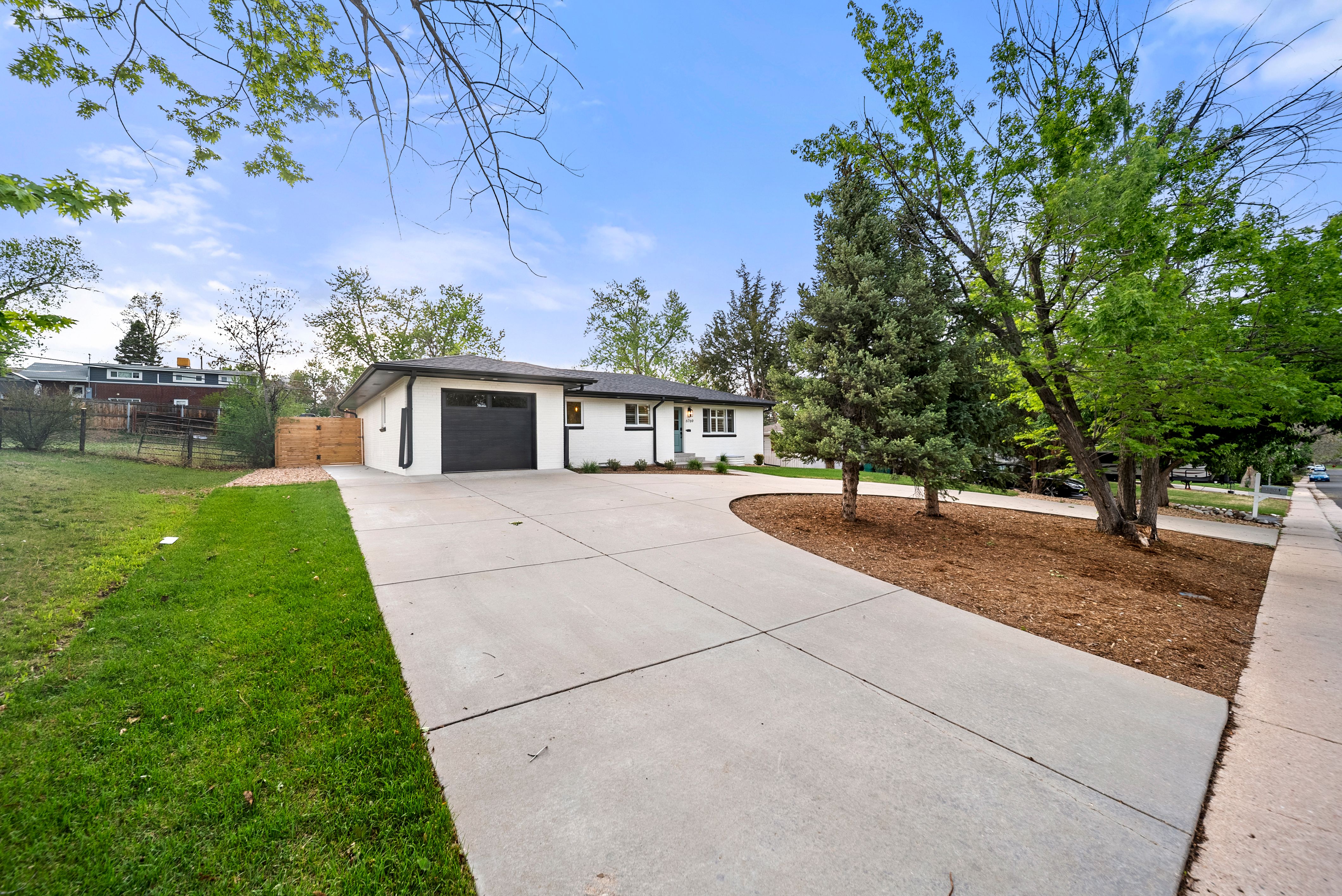  Fully Renovated Home In The Heart Of Littleton Park - 物件實景