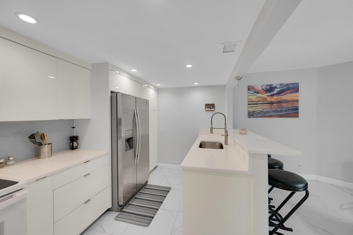 Fort Lauderdale, Florida, 33308, United States, 4 Bedrooms Bedrooms, ,3 BathroomsBathrooms,Residential,For Sale,1976571