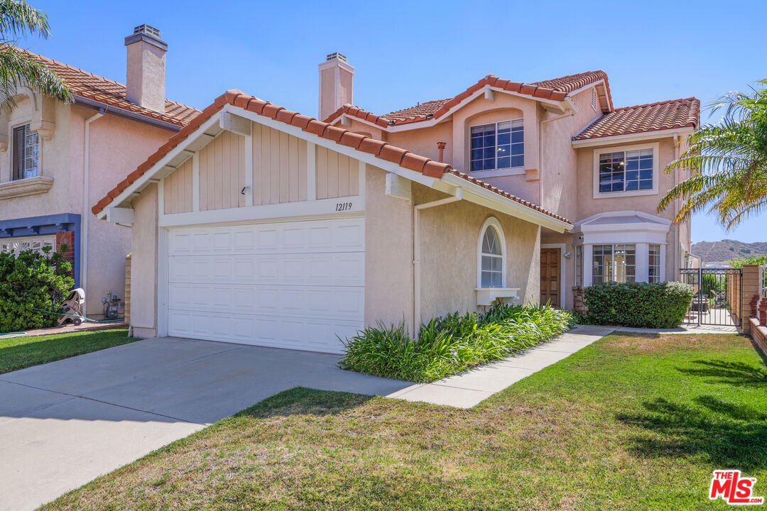Porter Ranch, California, 91326, United States, 4 Bedrooms Bedrooms, ,3 BathroomsBathrooms,Residential,For Sale,1906036