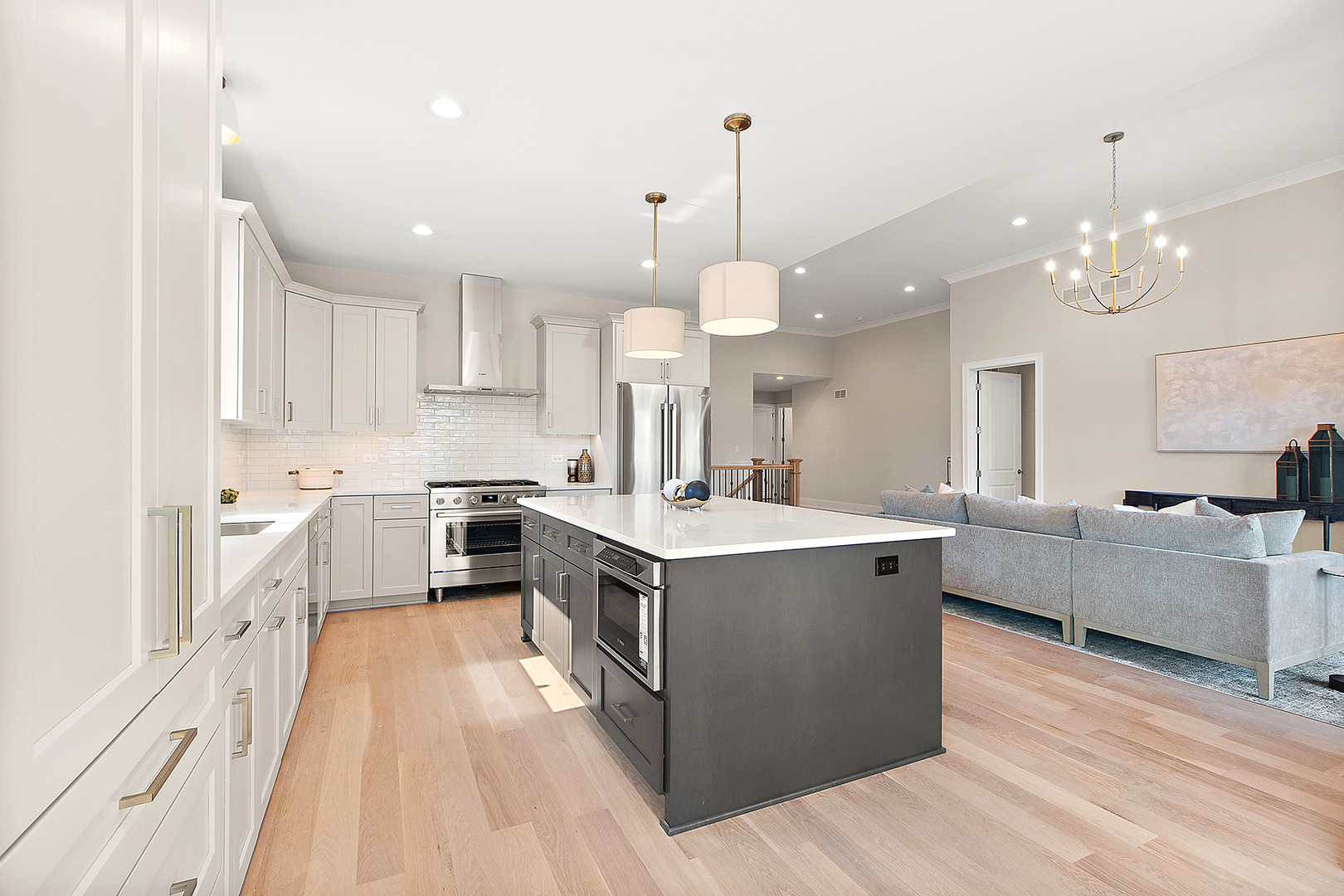 Orland Park, Illinois, 60467, United States, 2 Bedrooms Bedrooms, ,2 BathroomsBathrooms,Residential,For Sale,1921917