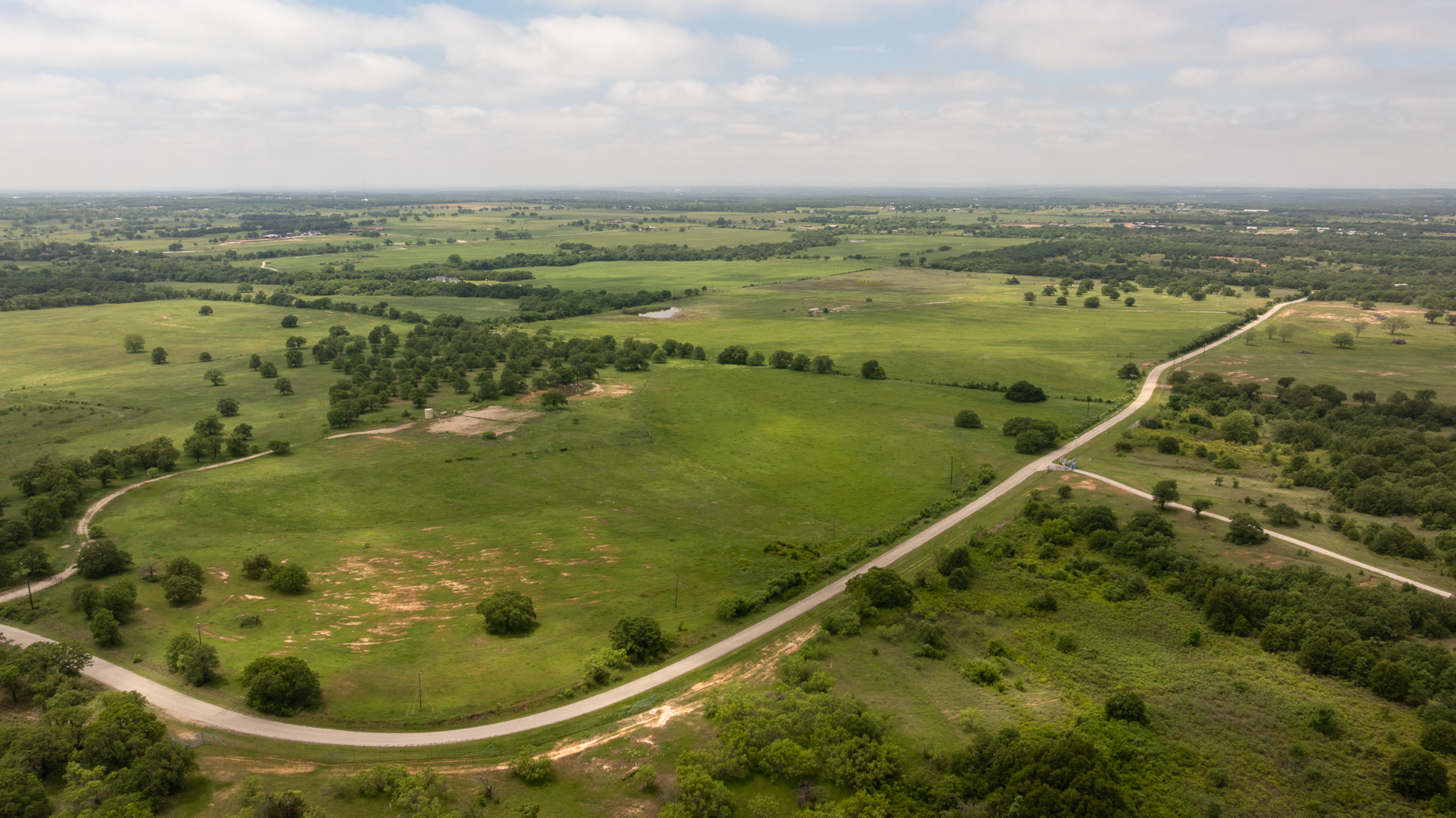  Rolling Oaks Ranch - 物件實景