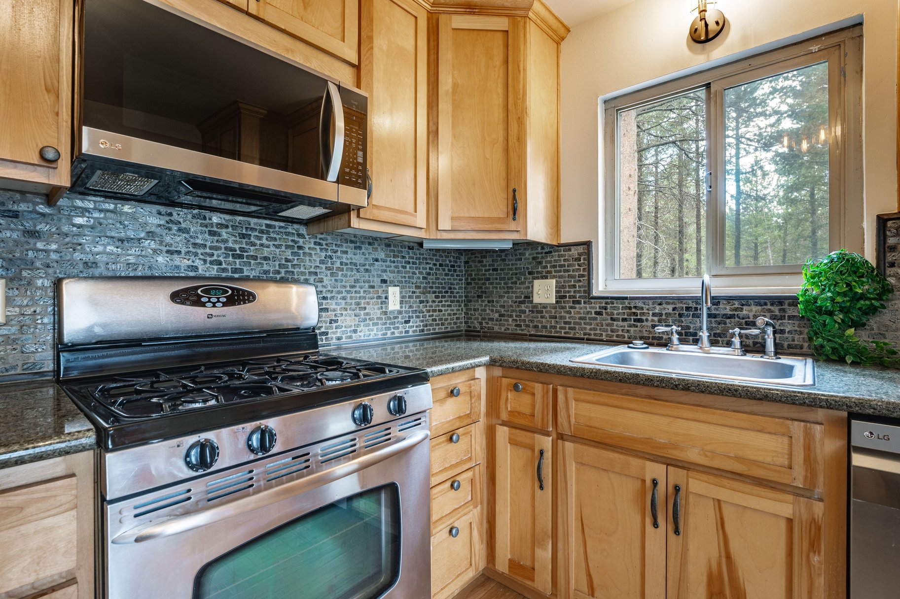  A Peaceful Tahoe Retreat Near Lake Baron and Endless Recreation - 物件實景
