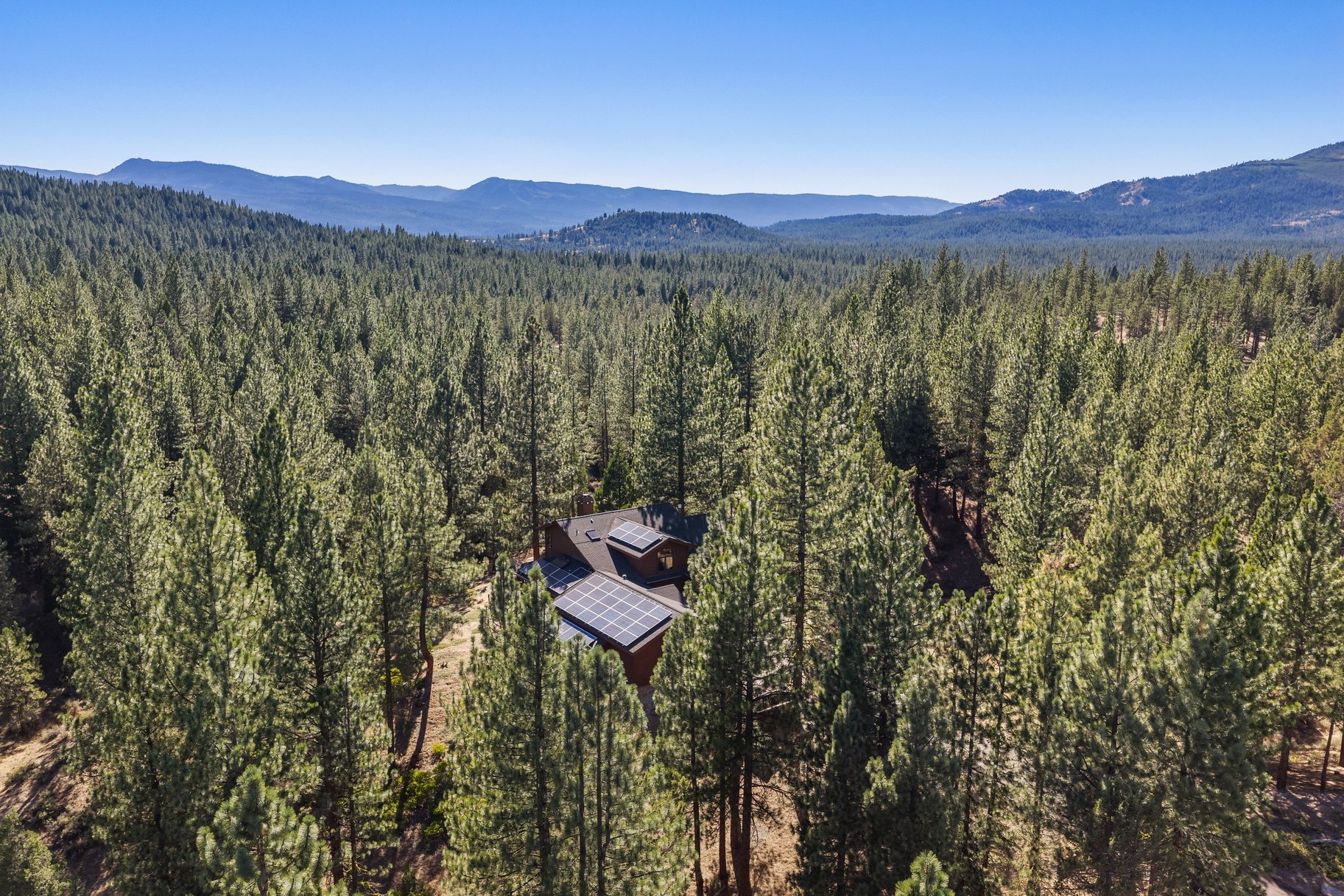  Luxury Mountain Living on 2 Private Acres in Nakoma - 物件實景