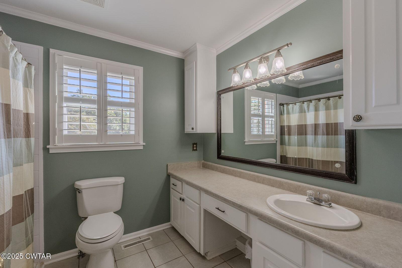 Brownsville, Tennessee, 38012, United States, 4 Bedrooms Bedrooms, ,3 BathroomsBathrooms,Residential,For Sale,1936333