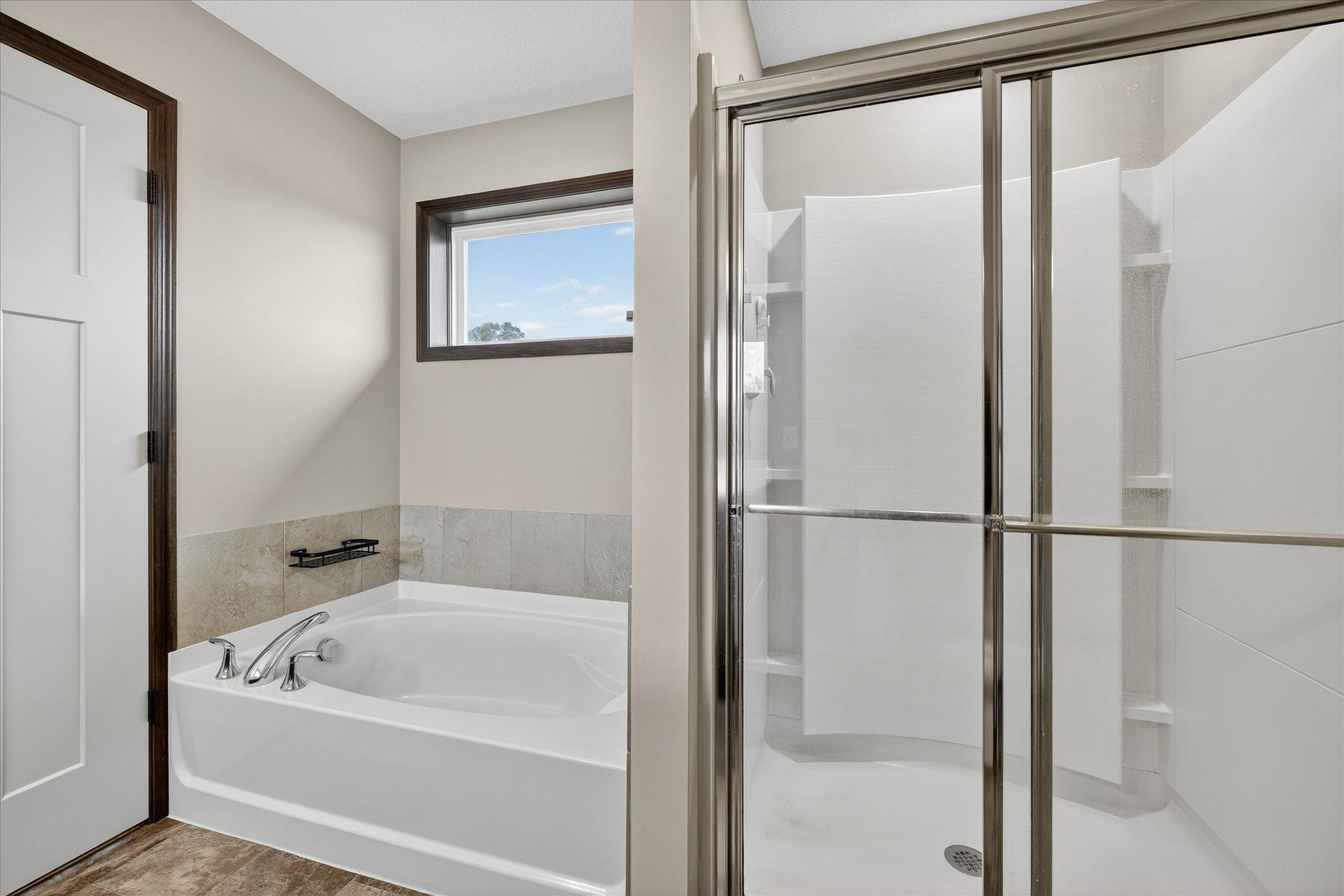 Rosemount, Minnesota, 55068, United States, 5 Bedrooms Bedrooms, ,3 BathroomsBathrooms,Residential,For Sale,1993555