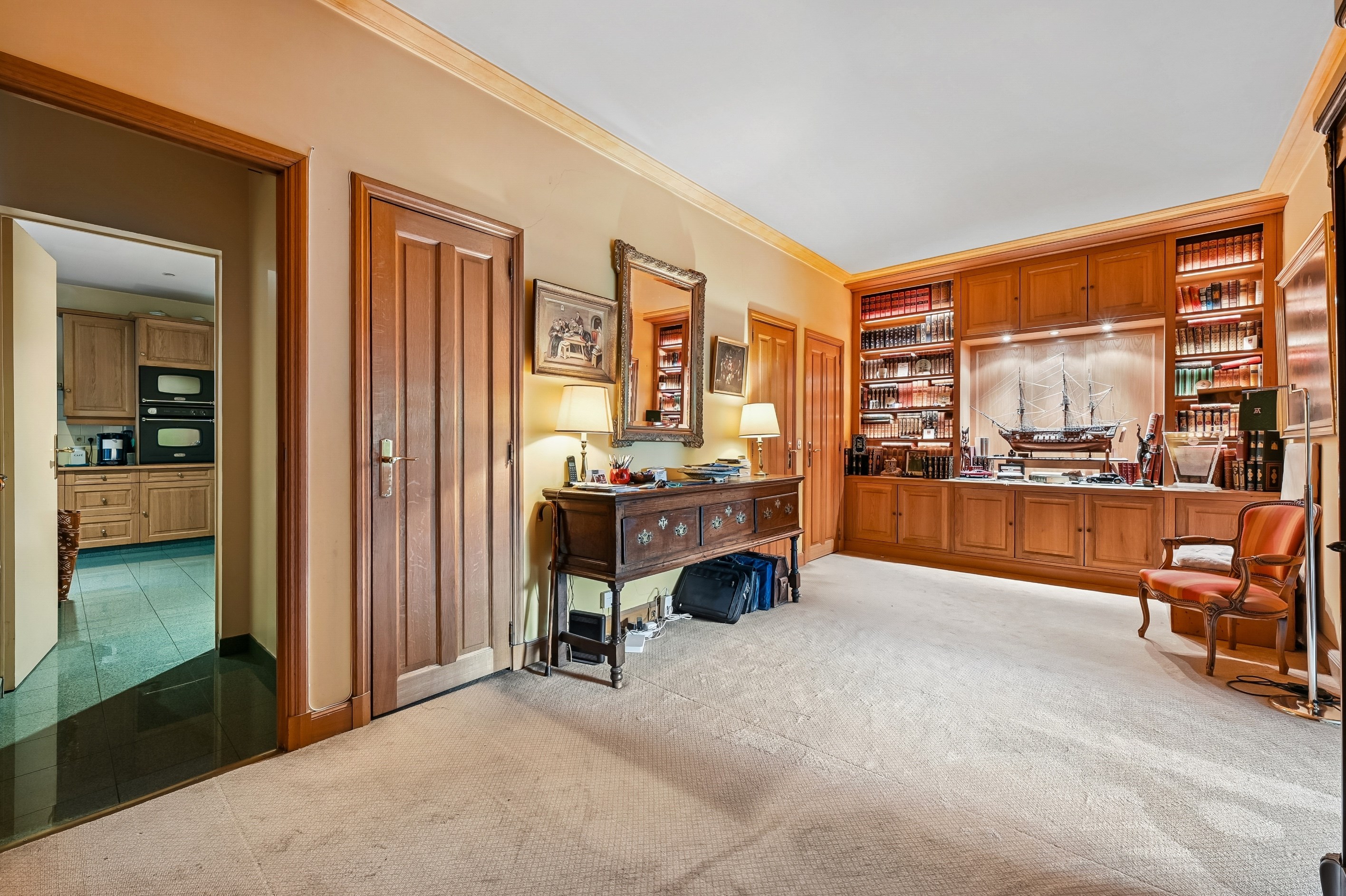  Garden-Level Apartment Facing the Bois de Boulogne - 物件實景