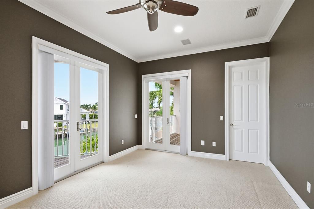 Sarasota, Florida, 34236, United States, 5 Bedrooms Bedrooms, ,5 BathroomsBathrooms,Residential,For Sale,1989074