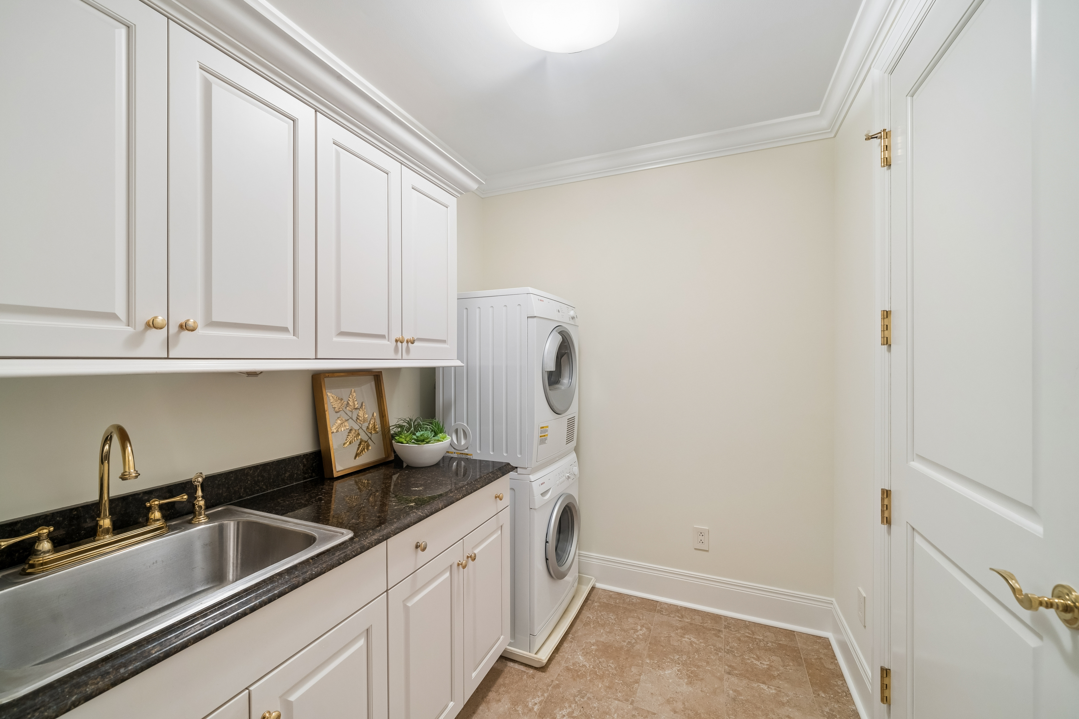  2 Laurens Street Unit 2C - 物件實景