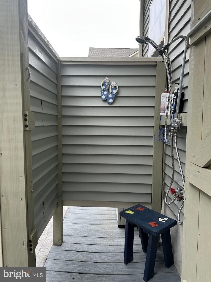 DAGSBORO, Delaware, 19939, United States, 4 Bedrooms Bedrooms, ,3 BathroomsBathrooms,Residential,For Sale,1983724