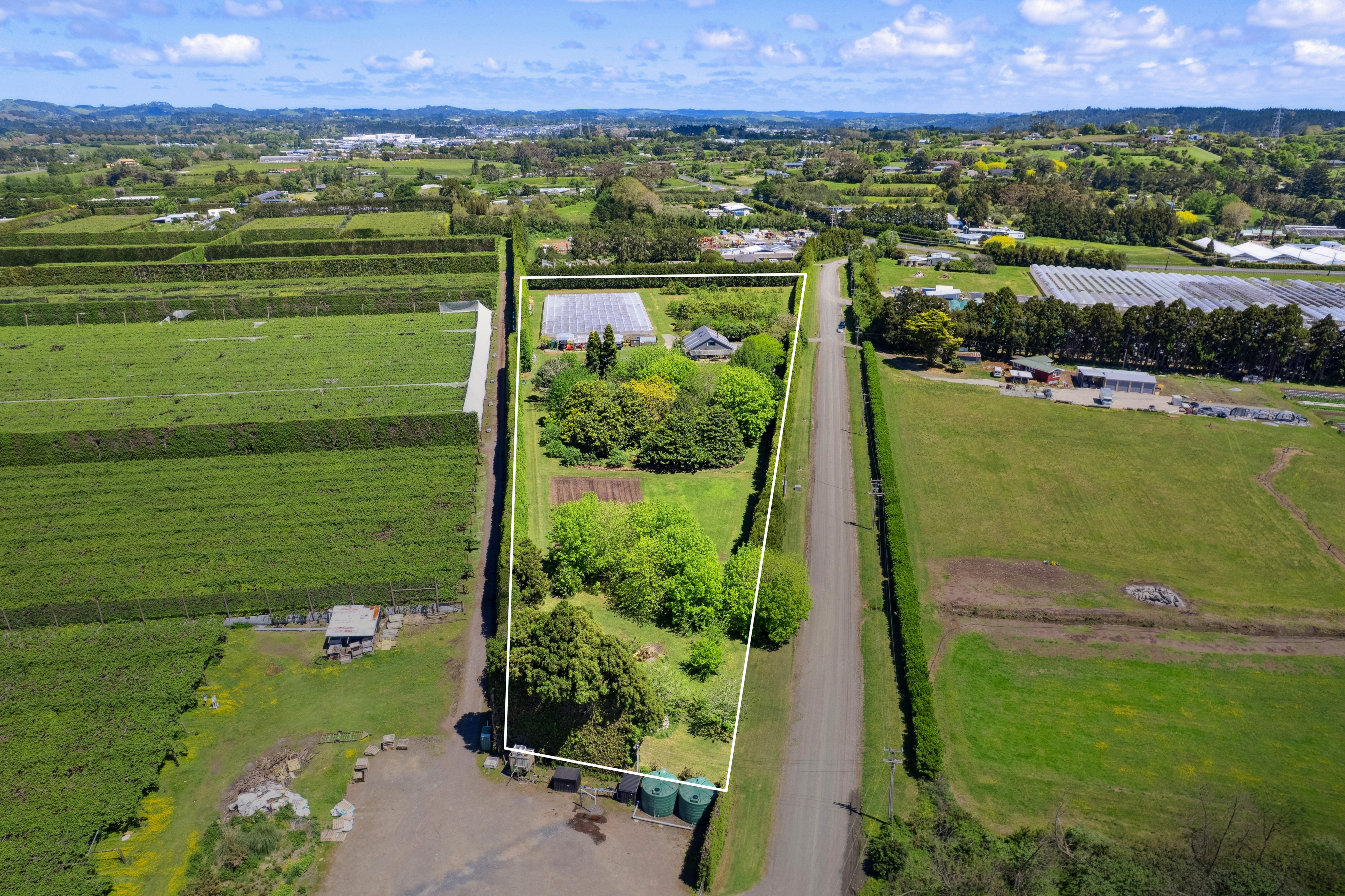  18 Lathrope Road, Riverhead - 物件實景