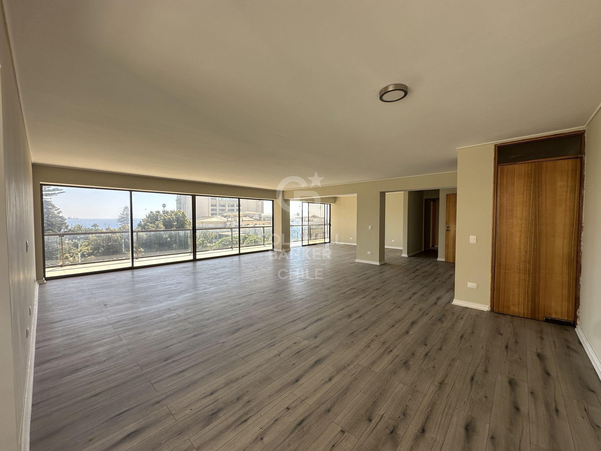 Viña Del Mar, Chile, 4 Bedrooms Bedrooms, ,4 BathroomsBathrooms,Residential,For Sale,1954964