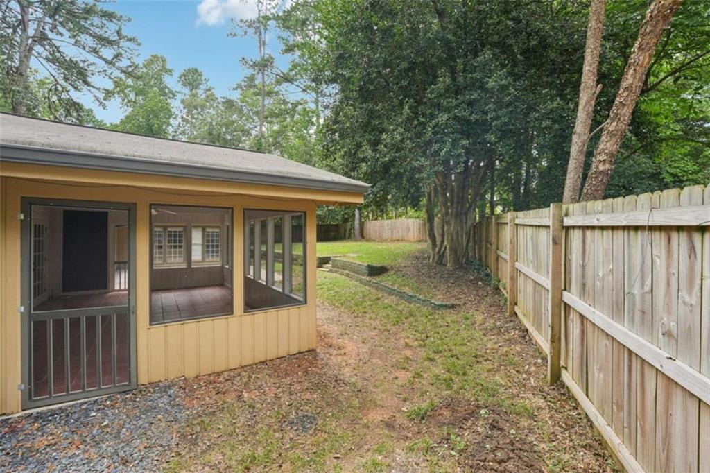 Marietta, Georgia, 30068, United States, 4 Bedrooms Bedrooms, ,3 BathroomsBathrooms,Residential,For Sale,1977177