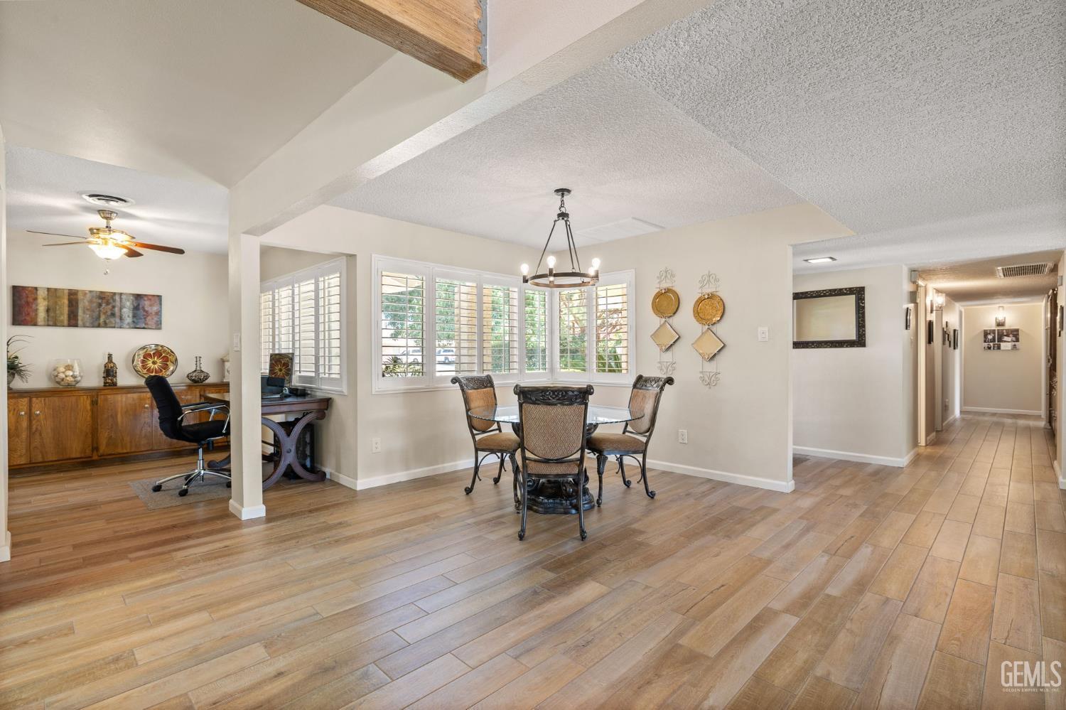 Bakersfield, California, 93309, United States, 3 Bedrooms Bedrooms, ,3 BathroomsBathrooms,Residential,For Sale,1882535