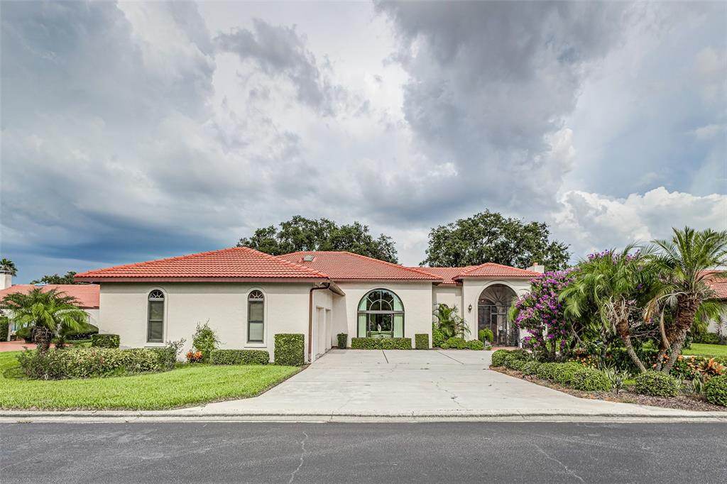 Lake Wales, Florida, 33898, United States, 2 Bedrooms Bedrooms, ,4 BathroomsBathrooms,Residential,For Sale,1908279