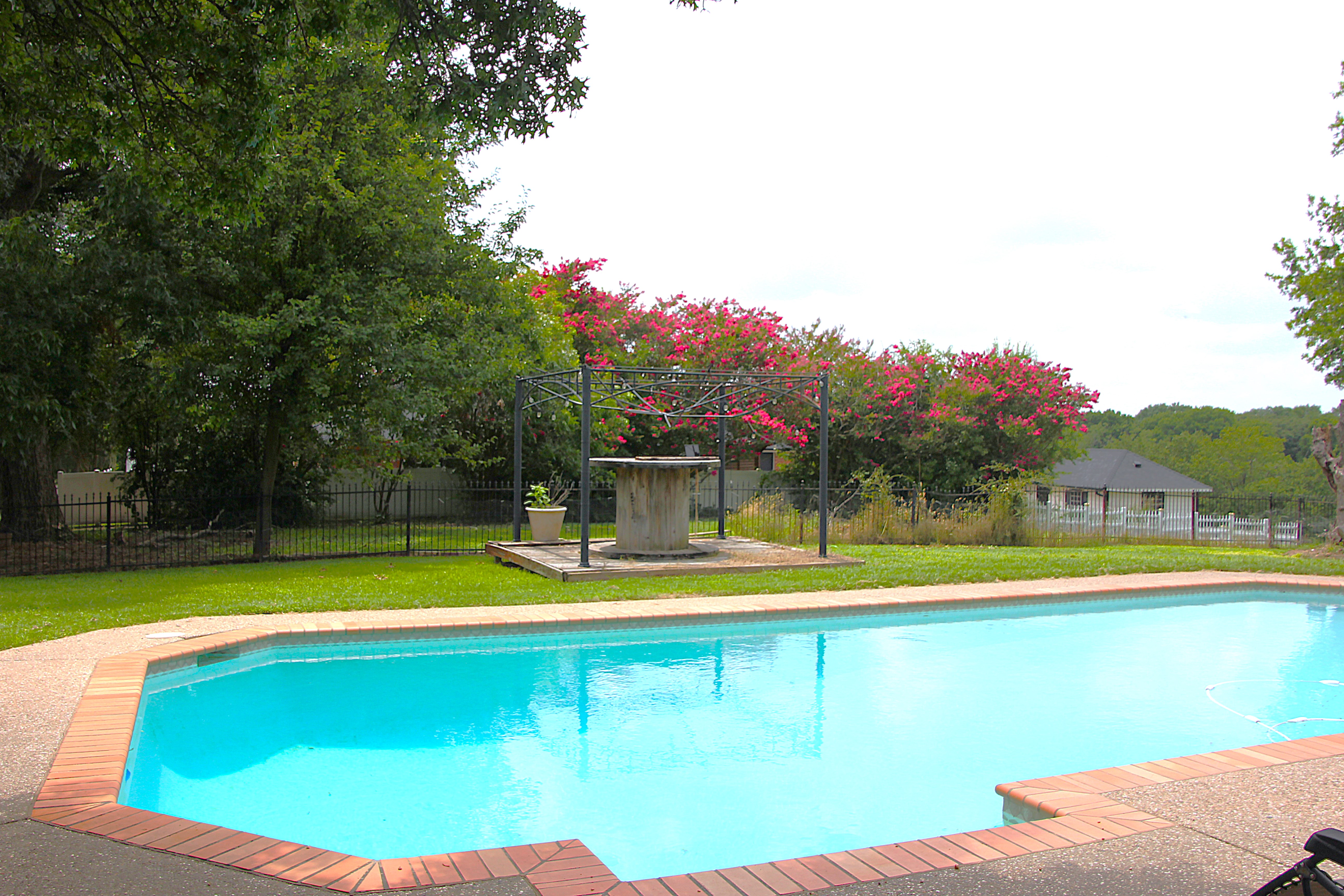 Sherman, Texas, 75495, United States, 4 Bedrooms Bedrooms, ,3 BathroomsBathrooms,Residential,For Sale,1913206