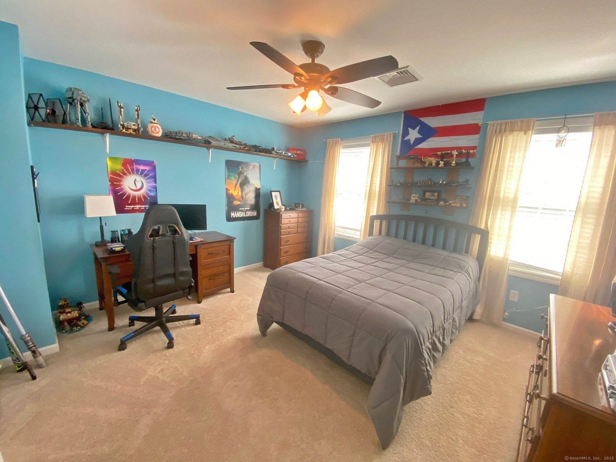 Southbury, Connecticut, 06488, United States, 4 Bedrooms Bedrooms, ,4 BathroomsBathrooms,Residential,For Sale,1932401