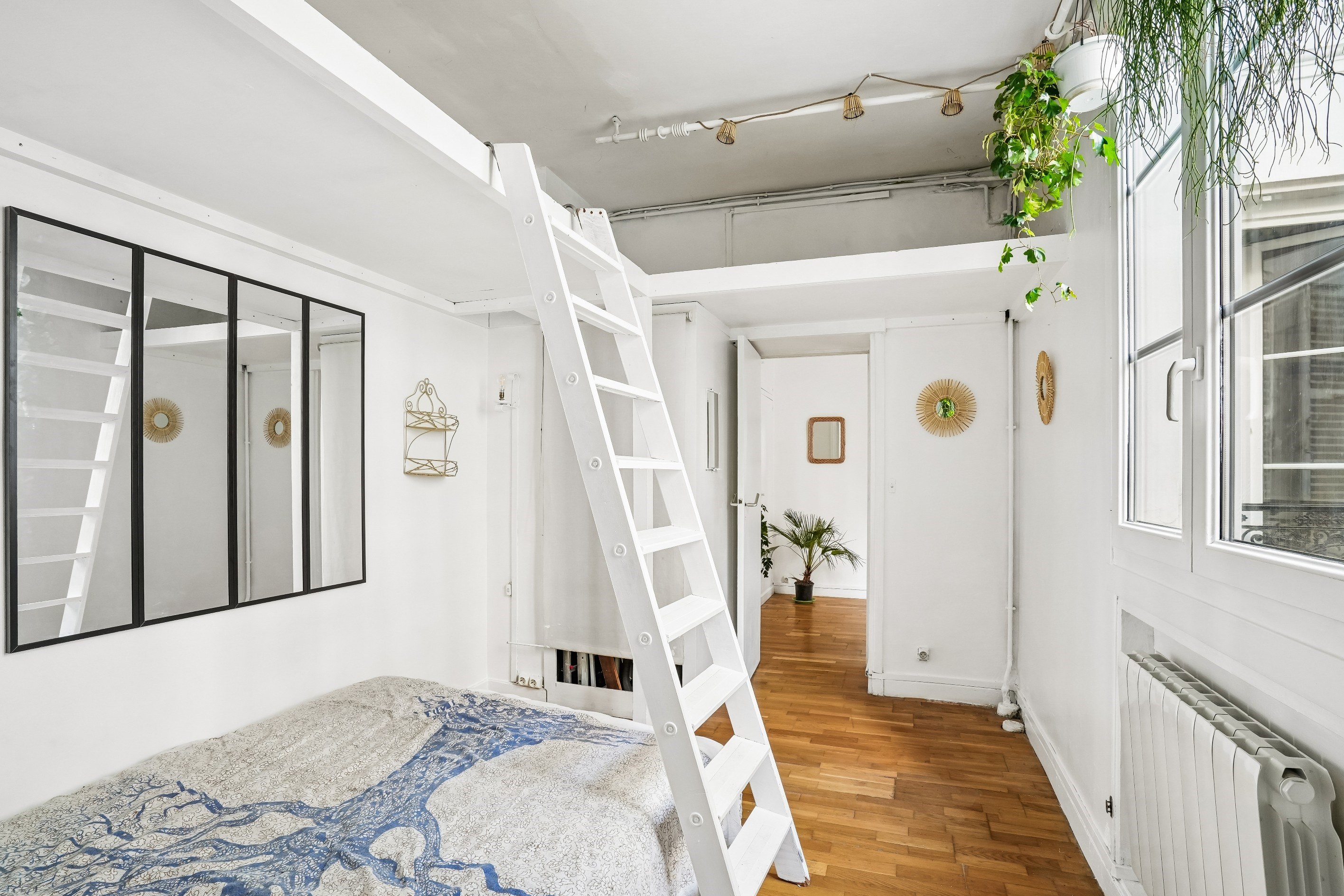  Bright, dual-aspect apartment in the heart of Paris’s 9th arrondissement - 物件實景