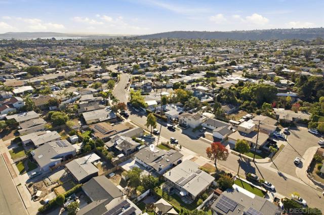 San Diego, California, 92117, United States, 3 Bedrooms Bedrooms, ,2 BathroomsBathrooms,Residential,For Sale,1987339