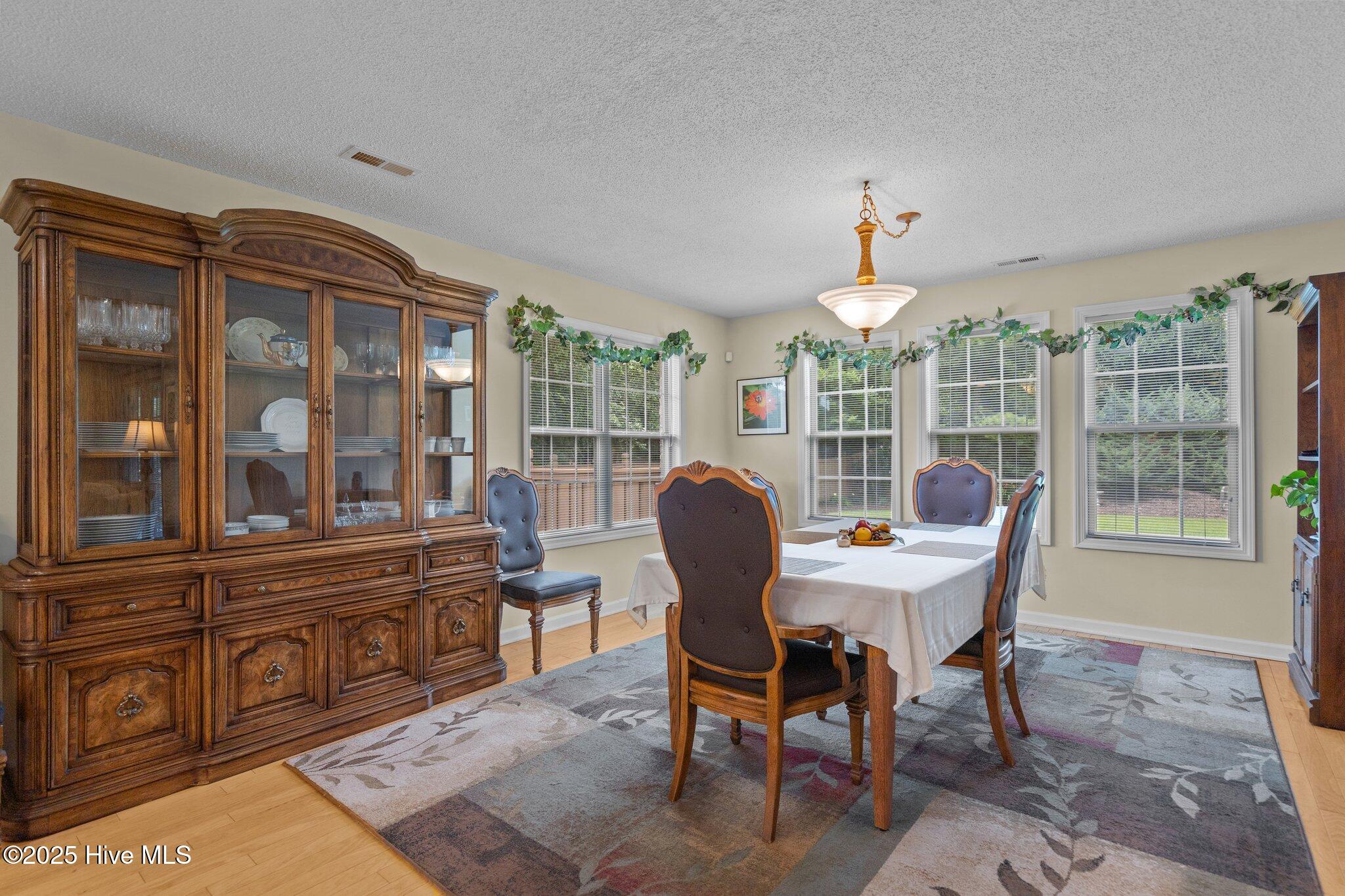 Wilmington, North Carolina, 28411, United States, 4 Bedrooms Bedrooms, ,3 BathroomsBathrooms,Residential,For Sale,1874008