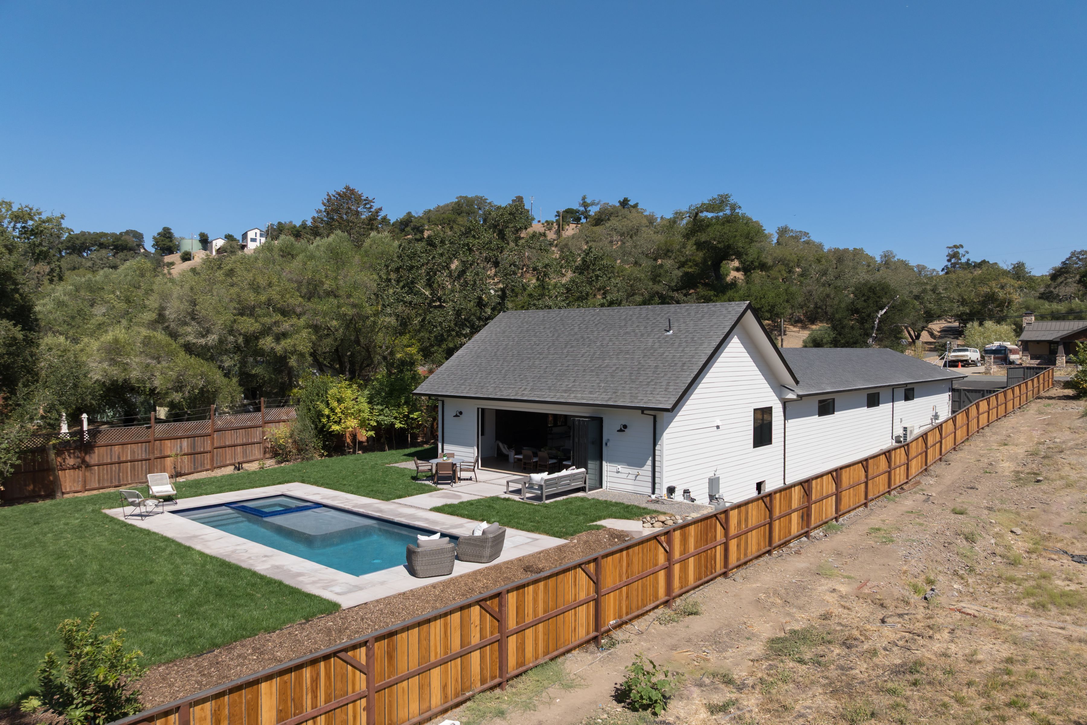 5060 Warm Springs Road - 物件實景
