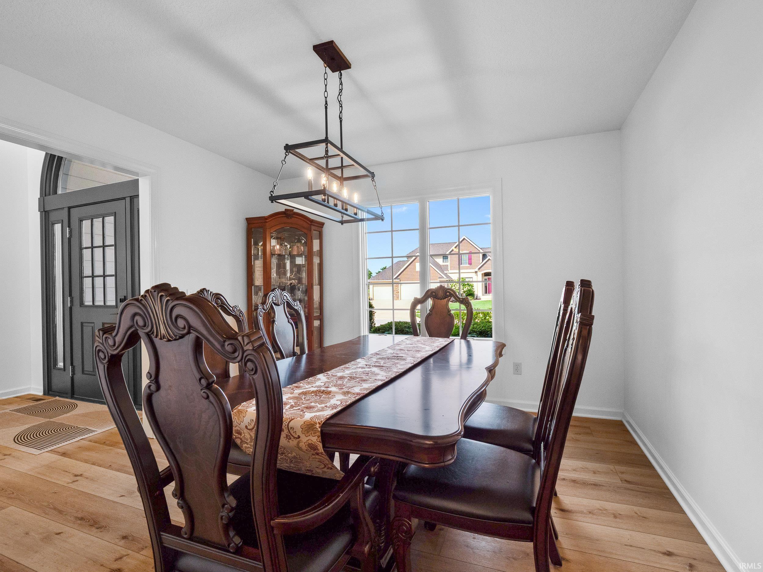 Huntertown, Indiana, 46748, United States, 5 Bedrooms Bedrooms, ,5 BathroomsBathrooms,Residential,For Sale,1982642