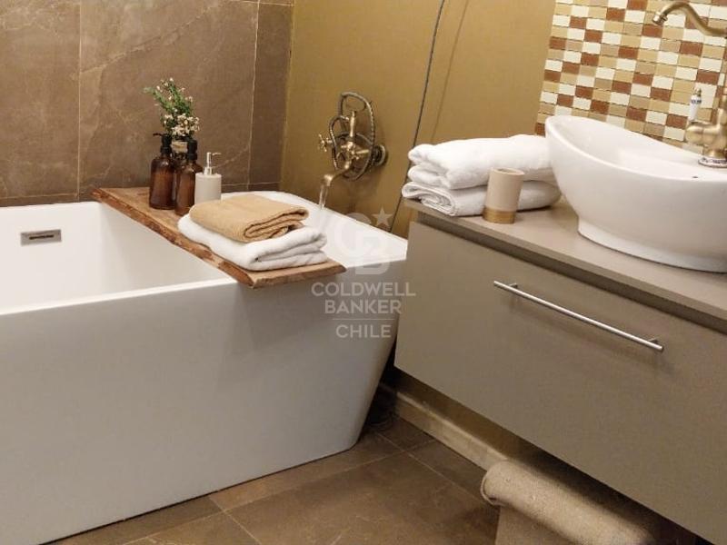 Pucón, Chile, 4 Bedrooms Bedrooms, ,3 BathroomsBathrooms,Residential,For Sale,1959469