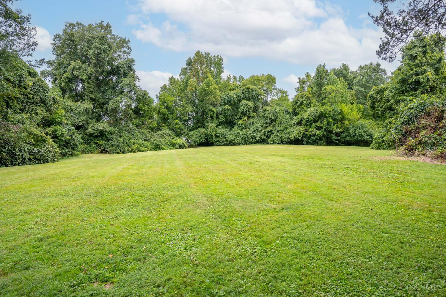 Green Twp, Ohio, 45238, United States, 3 Bedrooms Bedrooms, ,4 BathroomsBathrooms,Residential,For Sale,1942113