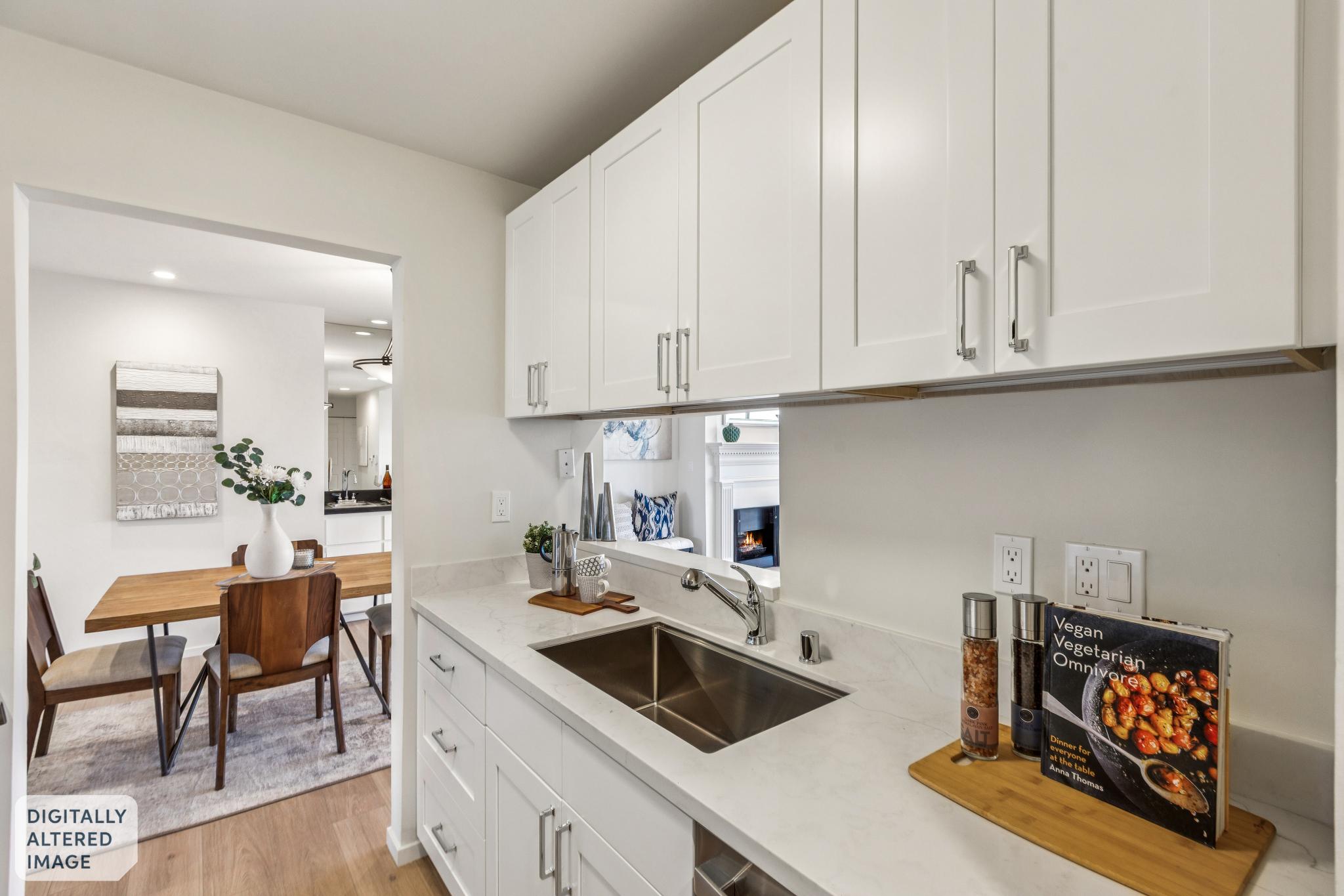 Top floor panoramic view remodeled condo - 物件實景
