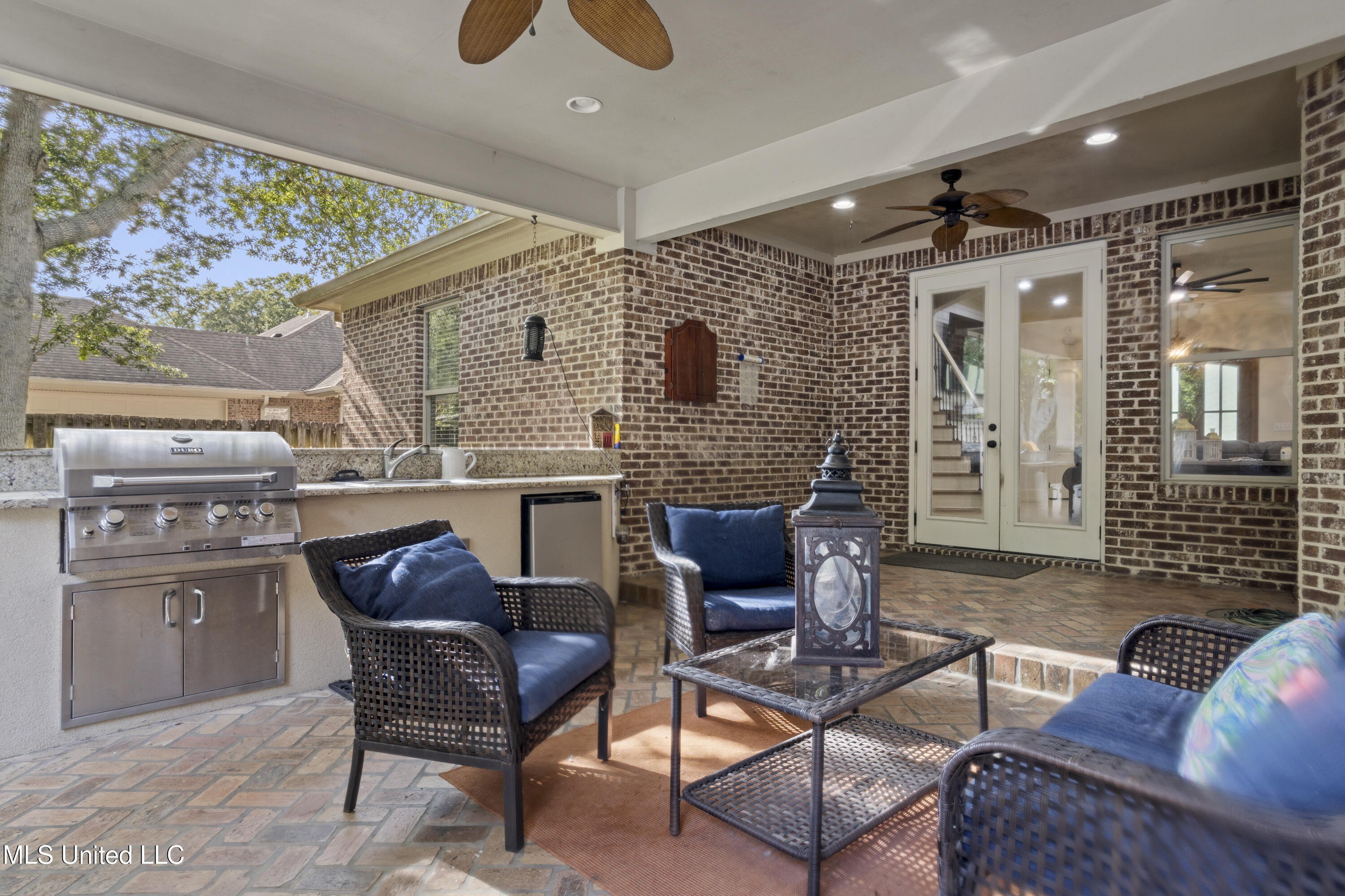 Ocean Springs, Mississippi, 39564, United States, 4 Bedrooms Bedrooms, ,3 BathroomsBathrooms,Residential,For Sale,1976002